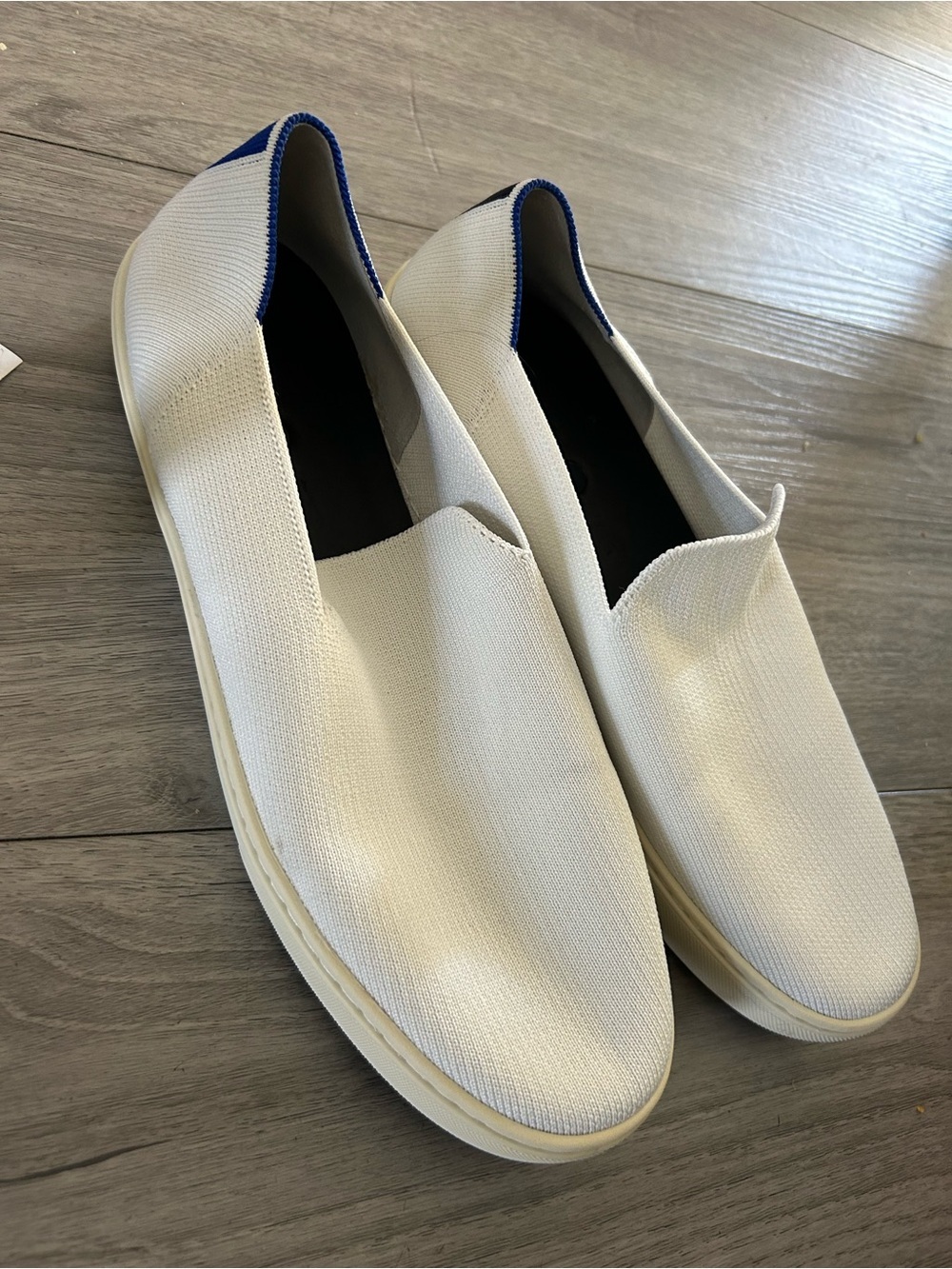 Rothy's White Slip-On Sneaker with Blue Heel Trim Sz 11.5 - Picture 8 of 10